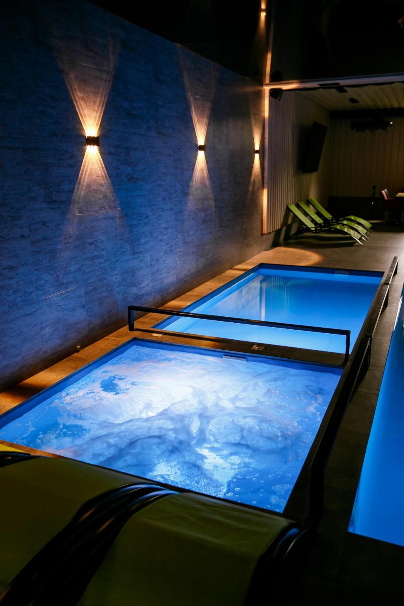Гетьман Готель & Spa Chortkiv Dış mekan fotoğraf
